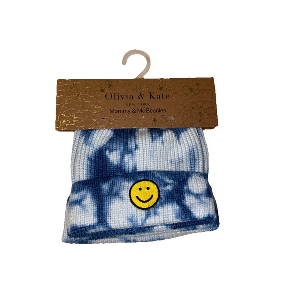 Olivia & Kate New York Mommy & Me BeaniesSmily Patch Blue OS NWT - Picture 1 of 2
